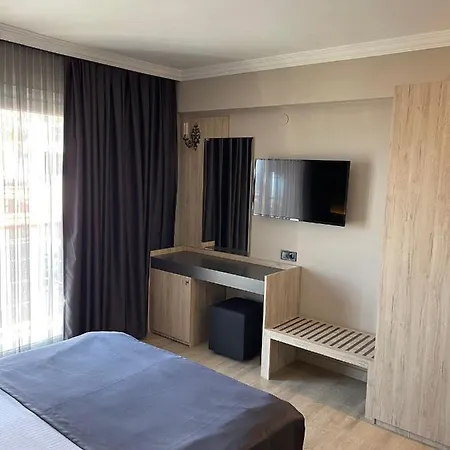 Grand Faik Hotel 3*