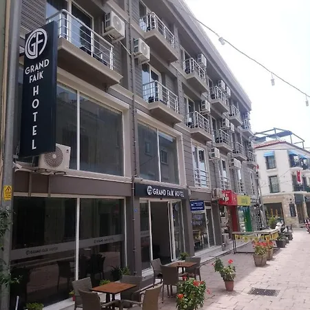 Grand Faik 酒店 Çeşme