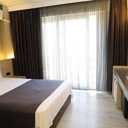 Grand Faik Cesme