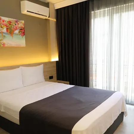 酒店 Grand Faik 3*