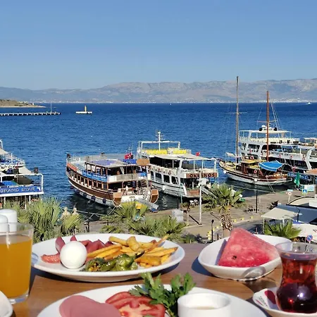 Hotel Grand Faik