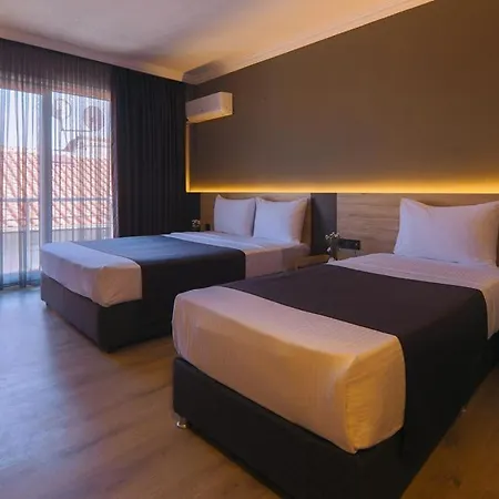 Grand Faik 3* Çeşme