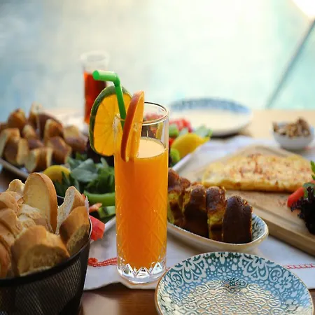 Grand Faik Hotel
