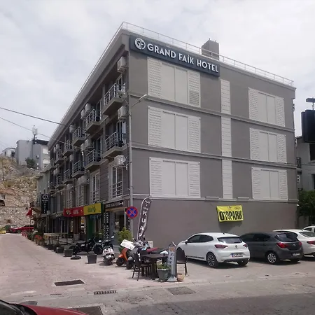 Grand Faik 3* Çeşme