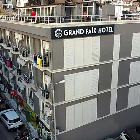 Grand Faik
