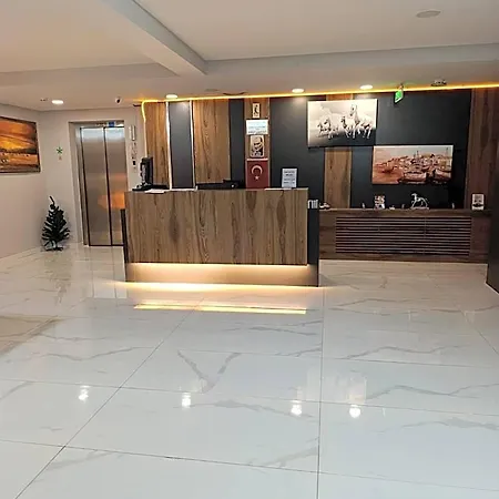 Grand Faik Hotel