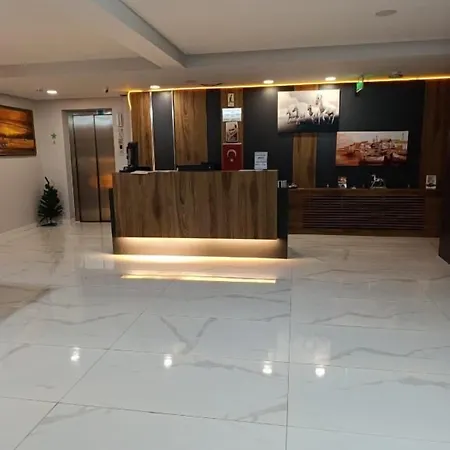 Grand Faik Szálloda 3*