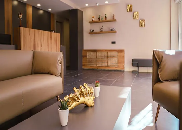 Hotel Grand Faik 3*