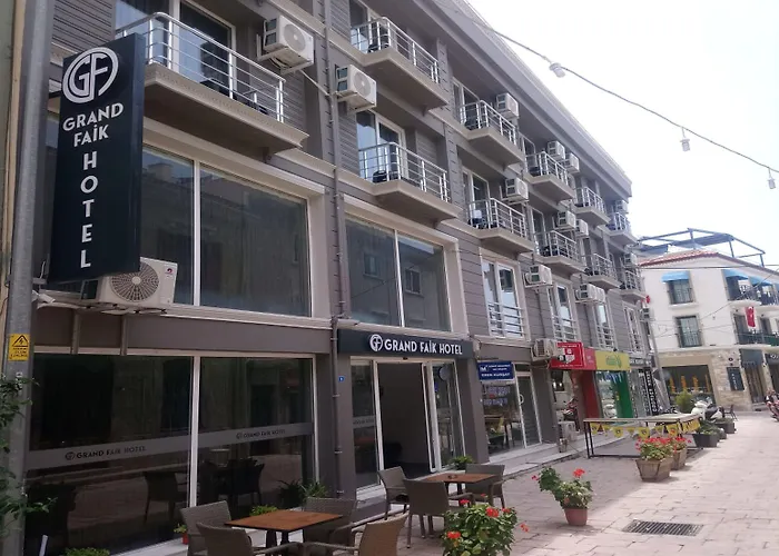 Hotel Grand Faik